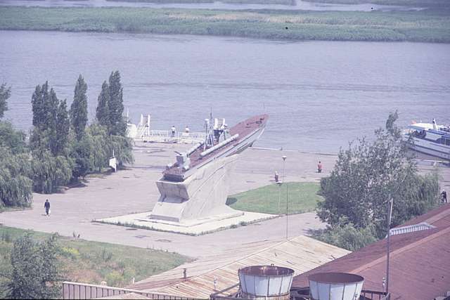 SU90-231