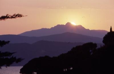 Abendhimmel über dem Golfo Stella
